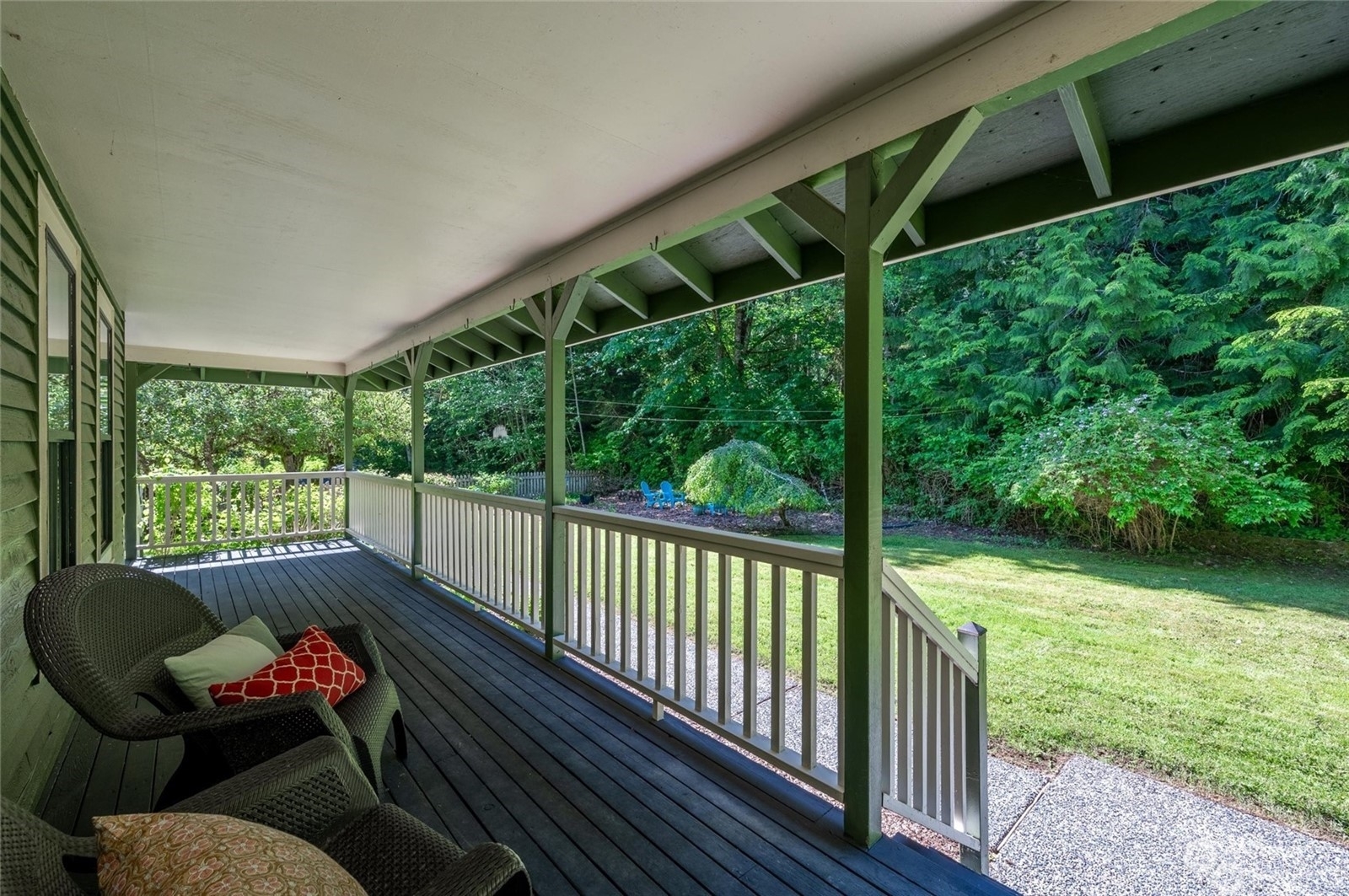 Property Photo:  2030 Valleybrook Lane  WA 98229 