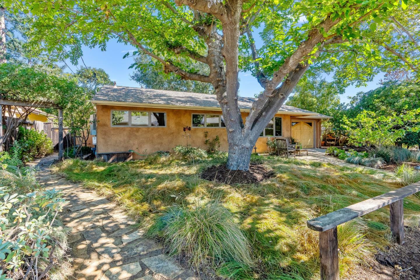 Property Photo:  2136 Creeden Way  CA 94040 