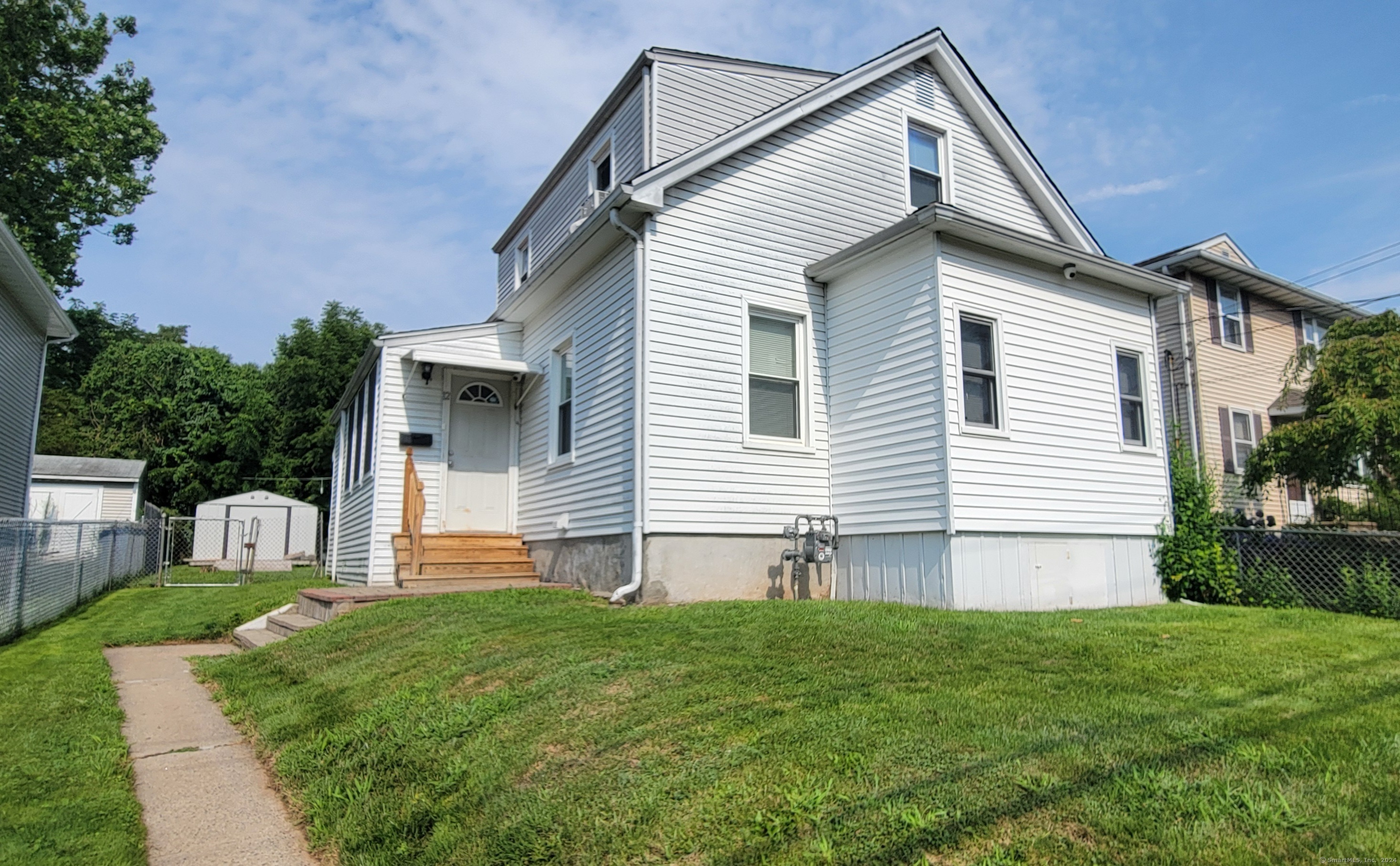 Property Photo:  12 Albany Avenue  CT 06053 