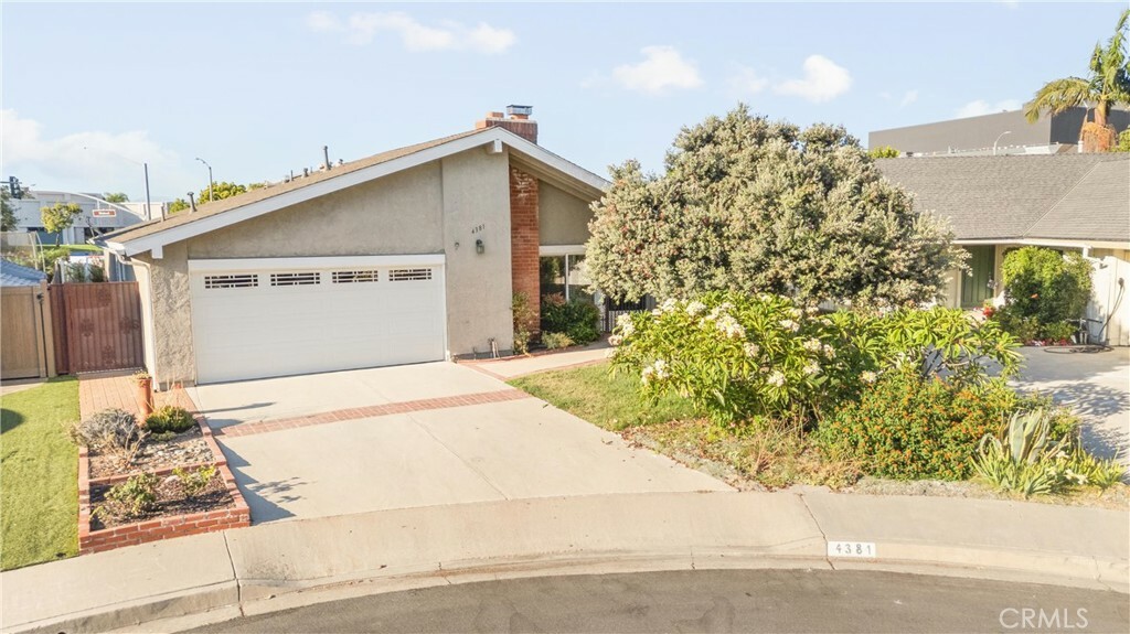 Property Photo:  4381 Bermuda Circle  CA 92604 