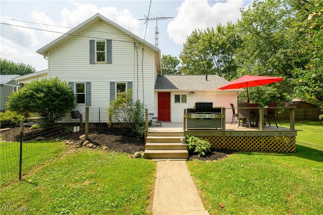 Property Photo:  13439 Louisville Street NE  OH 44669 