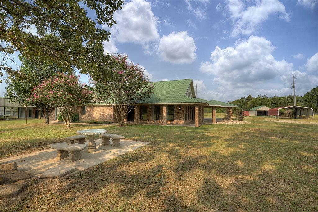 Property Photo:  715 Rs County Road 3030  TX 75440 