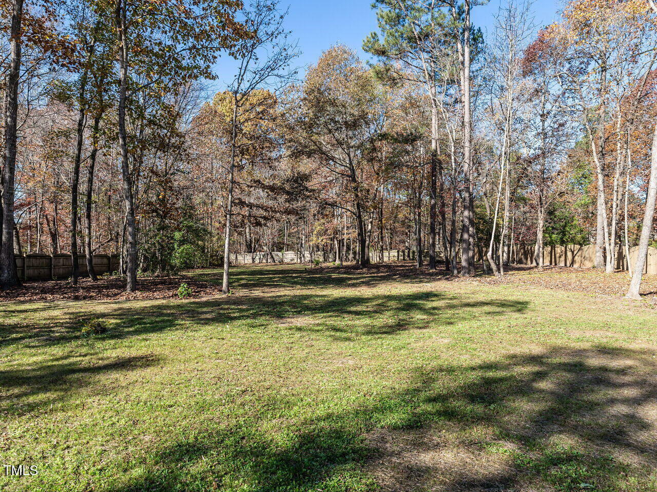 Property Photo:  121 Inwood Forest Drive  NC 27603 