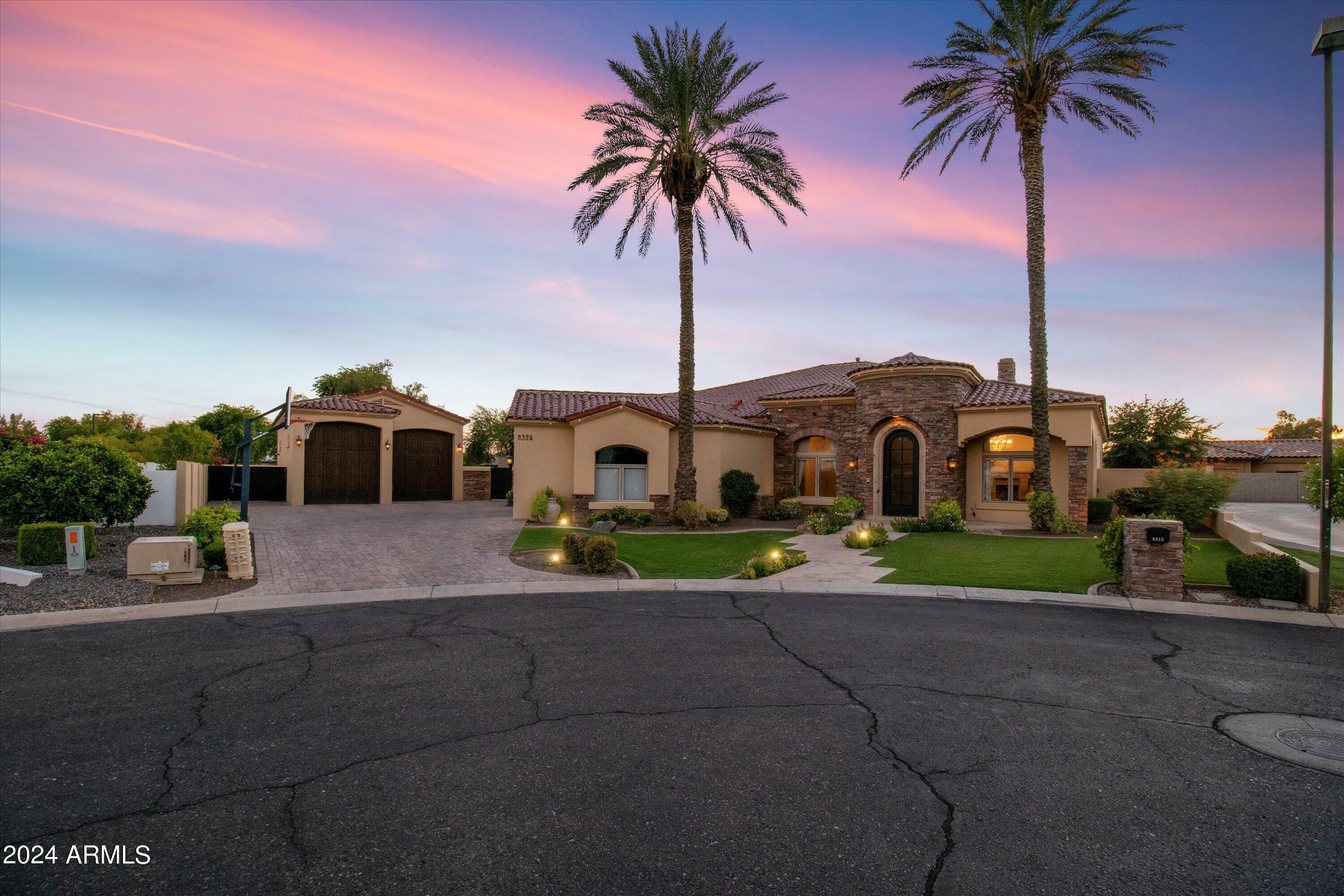 Property Photo:  8325 W Cantera Avenue  AZ 85383 