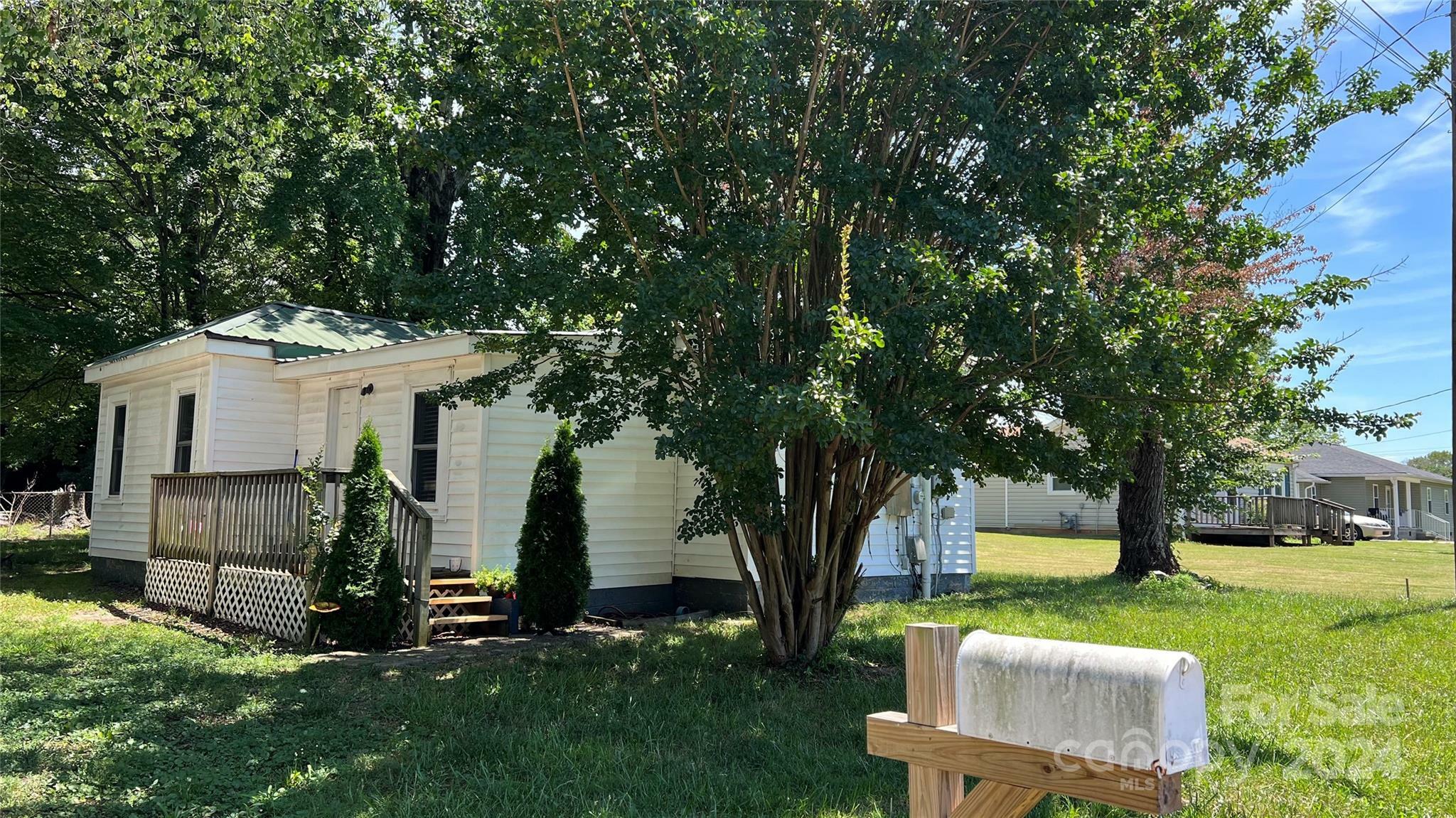 Property Photo:  3107 Corliss Avenue  NC 28147 