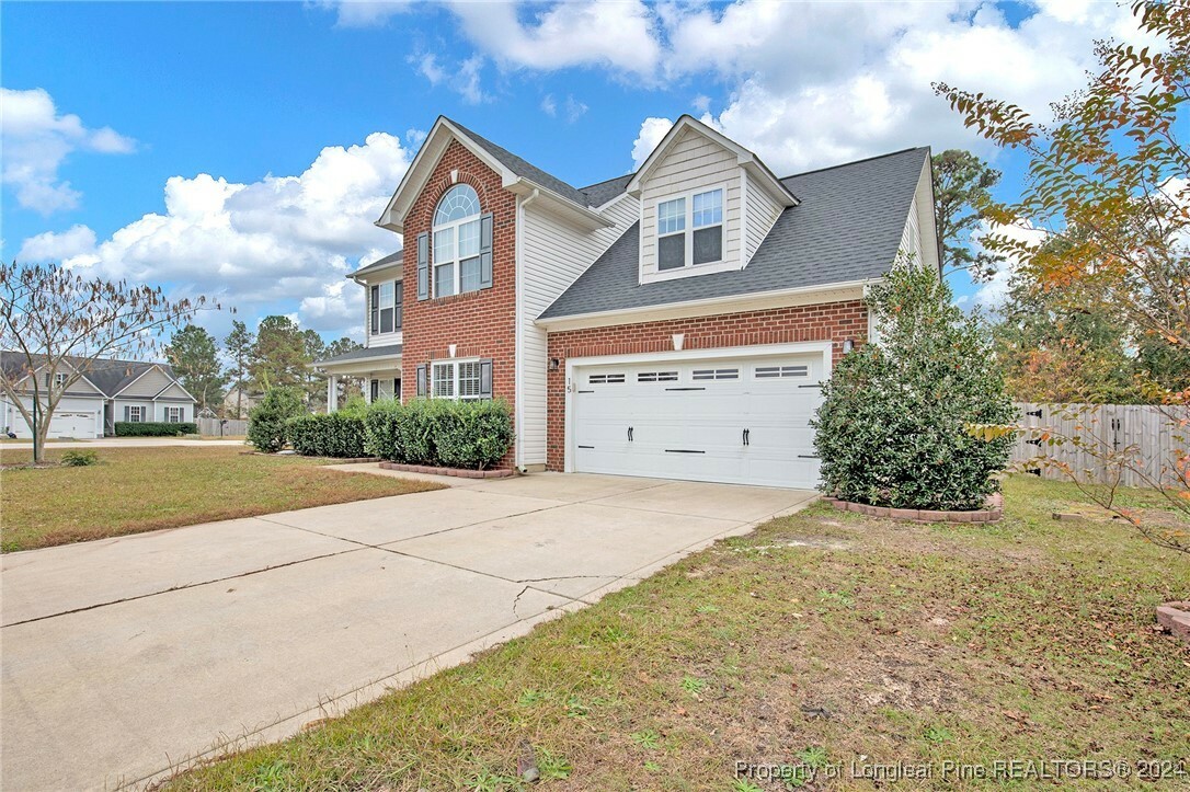 Property Photo:  15 Great Oak Court  NC 28323 