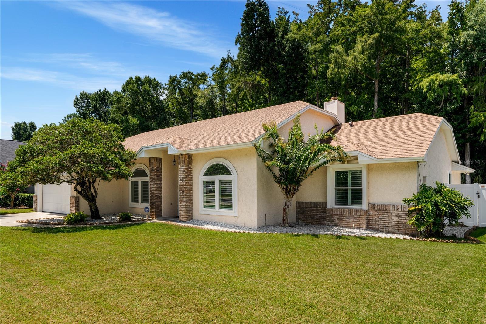 Property Photo:  850 Shriver Circle  FL 32746 