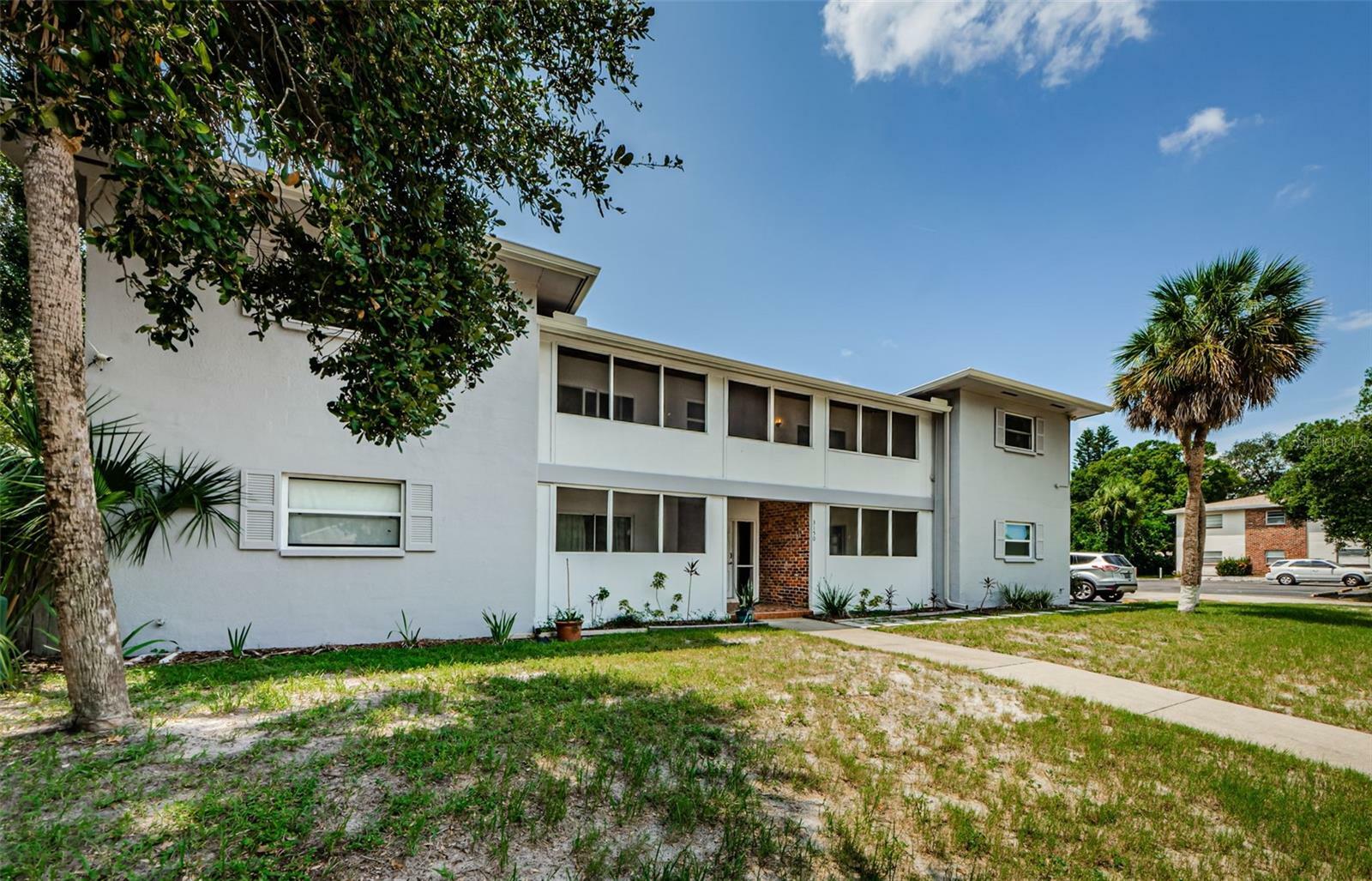 Property Photo:  3150 Pinellas Point Drive S 1,2,3,4  FL 33712 