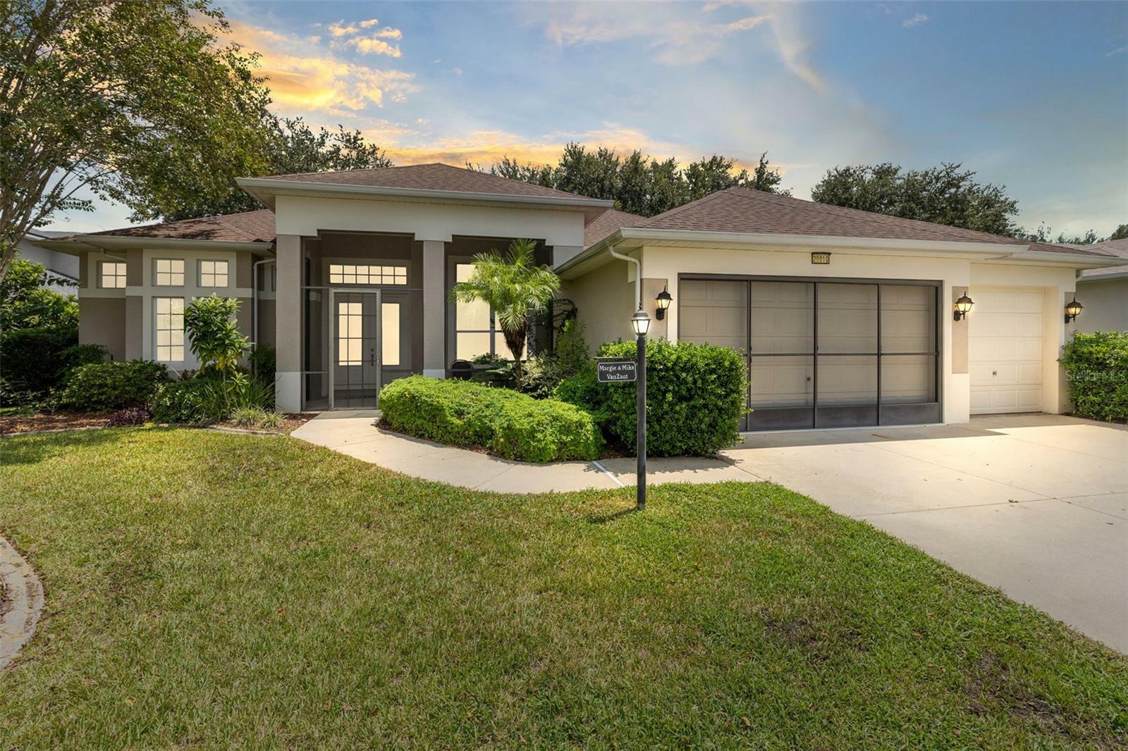 Property Photo:  20810 Queen Alexandra Drive  FL 34748 