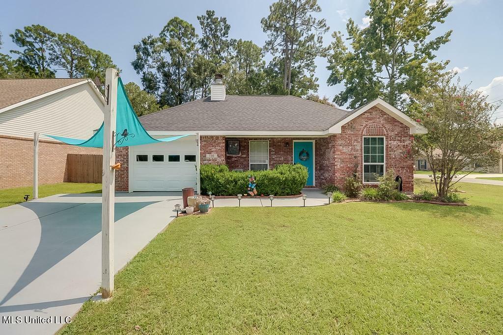 Property Photo: 730 Kaleki Way MS 39525