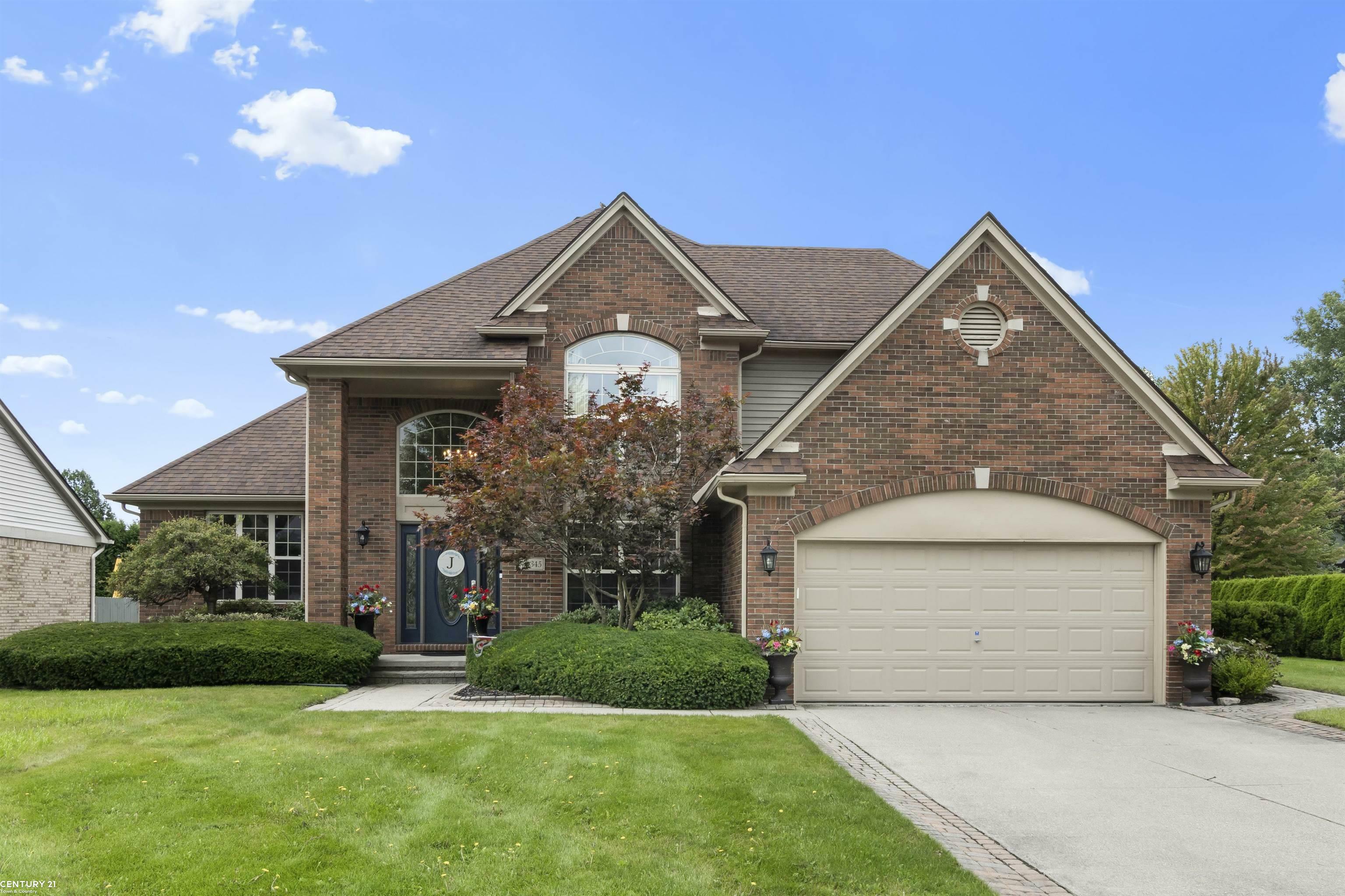 Property Photo:  39345 Canterbury Drive  MI 48045 