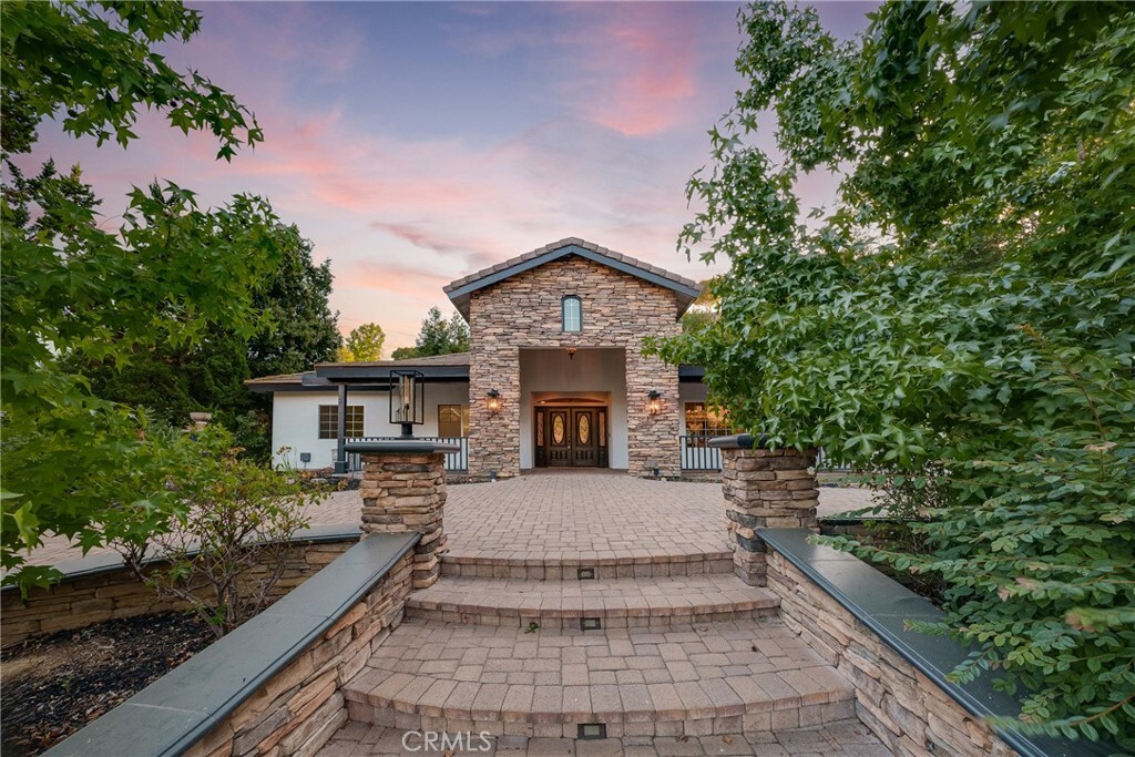 Property Photo:  235 Verbena Lane  CA 92823 