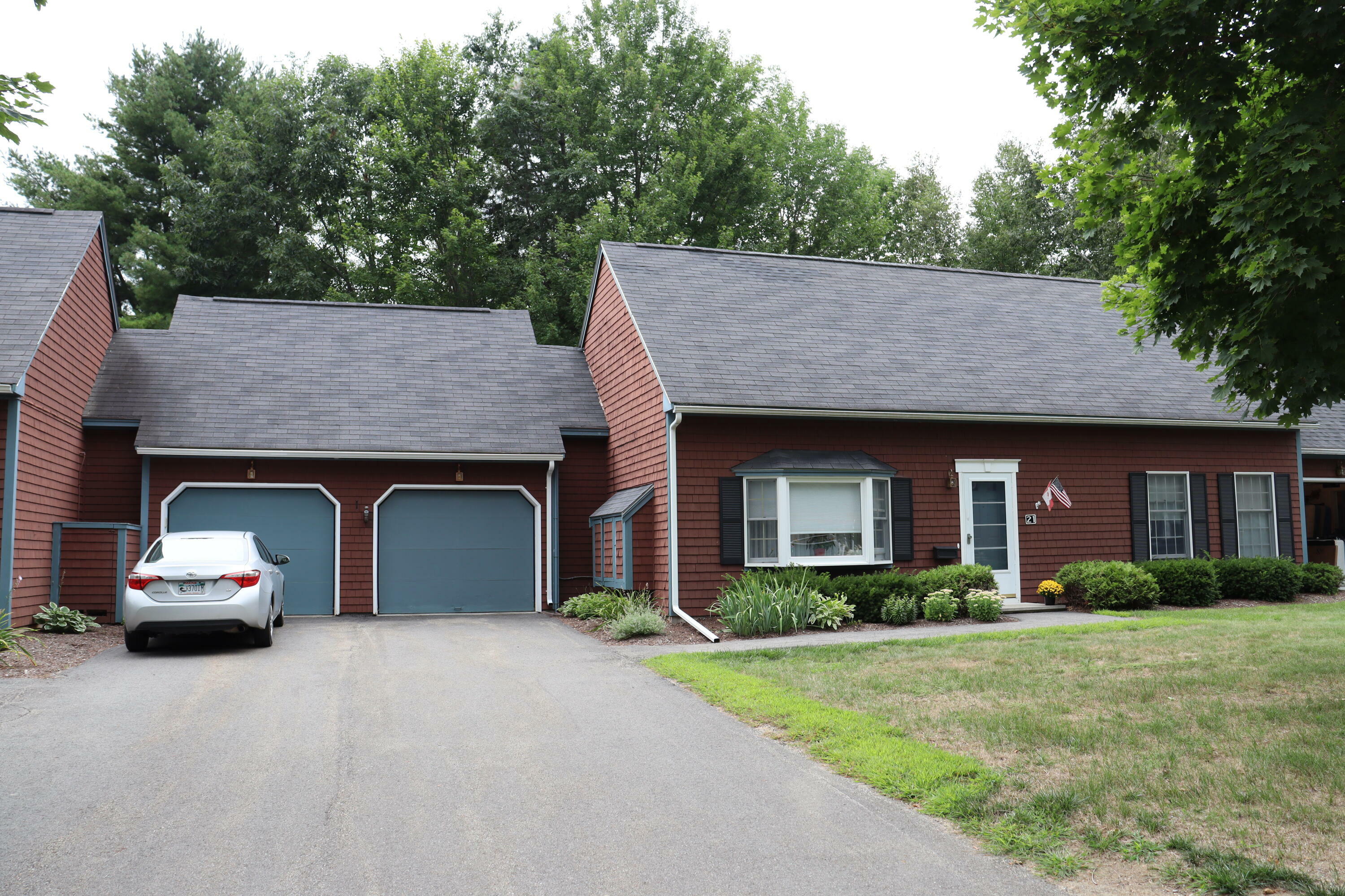 Property Photo:  21 Cortland Circle 21  ME 04401 