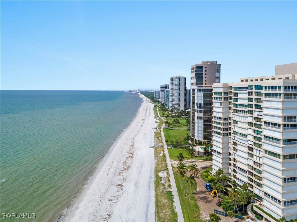 Property Photo:  555 Park Shore Drive B513  FL 34103 