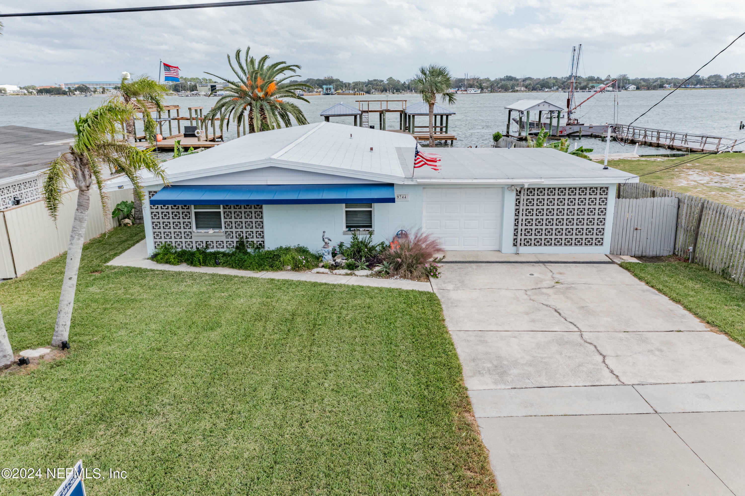 Property Photo:  9744 Heckscher Drive  FL 32226 