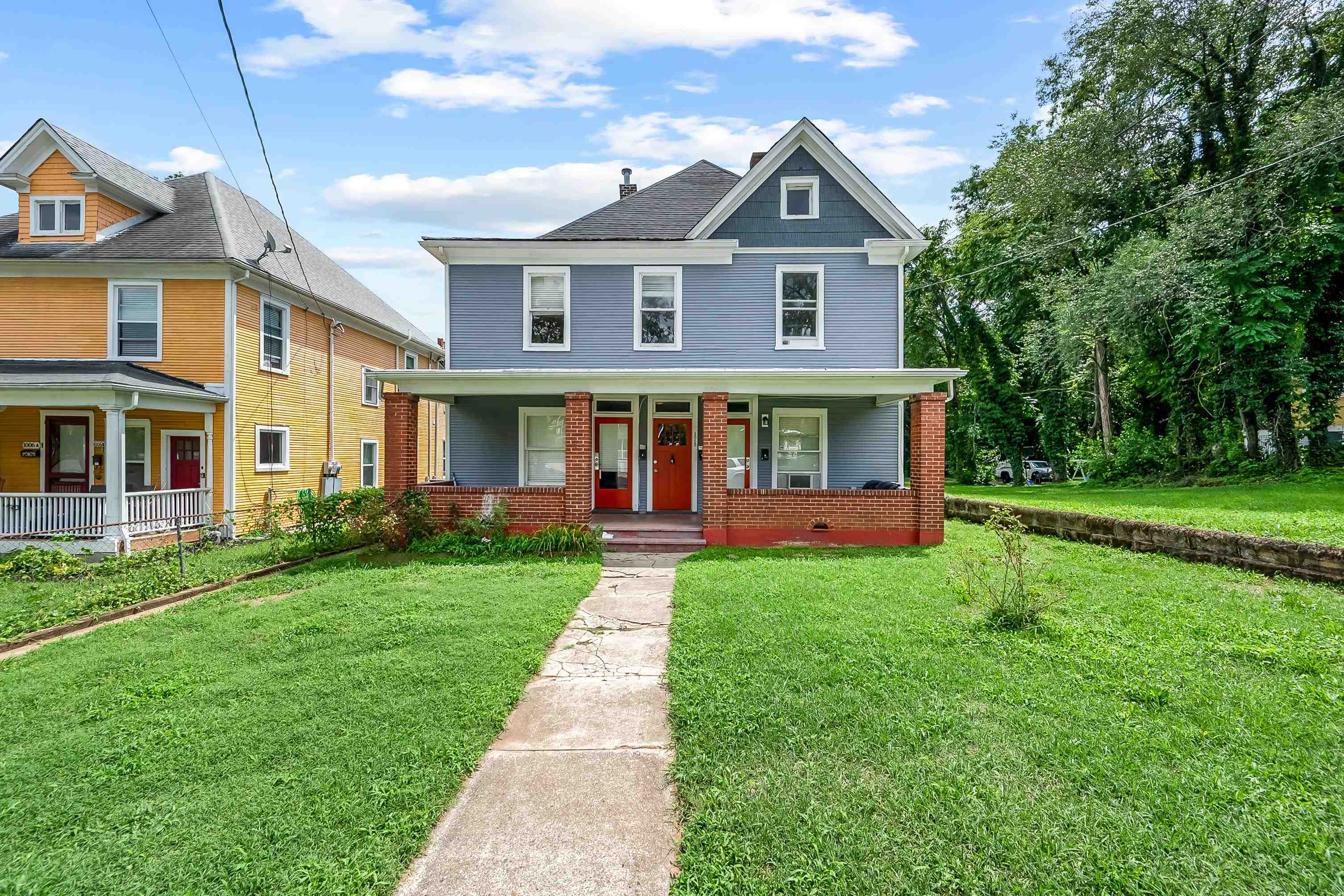 Property Photo:  1012 SW Campbell Avenue  VA 24016 