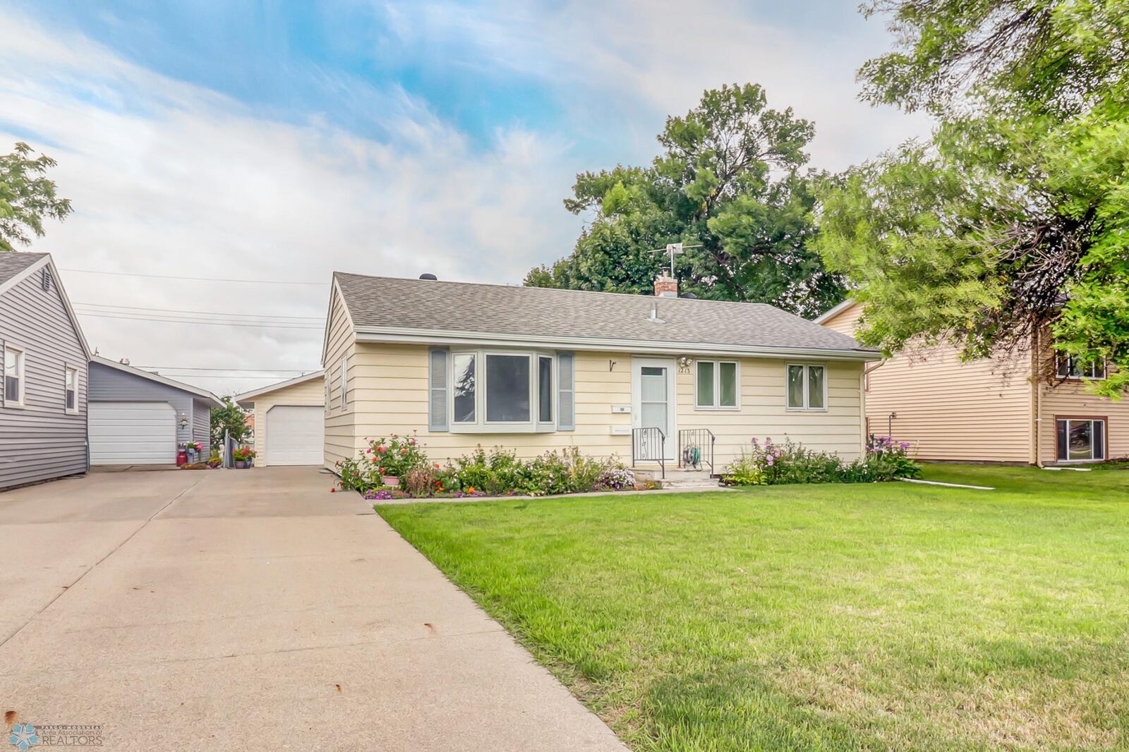 Property Photo: 1213 21st Street S ND 58103