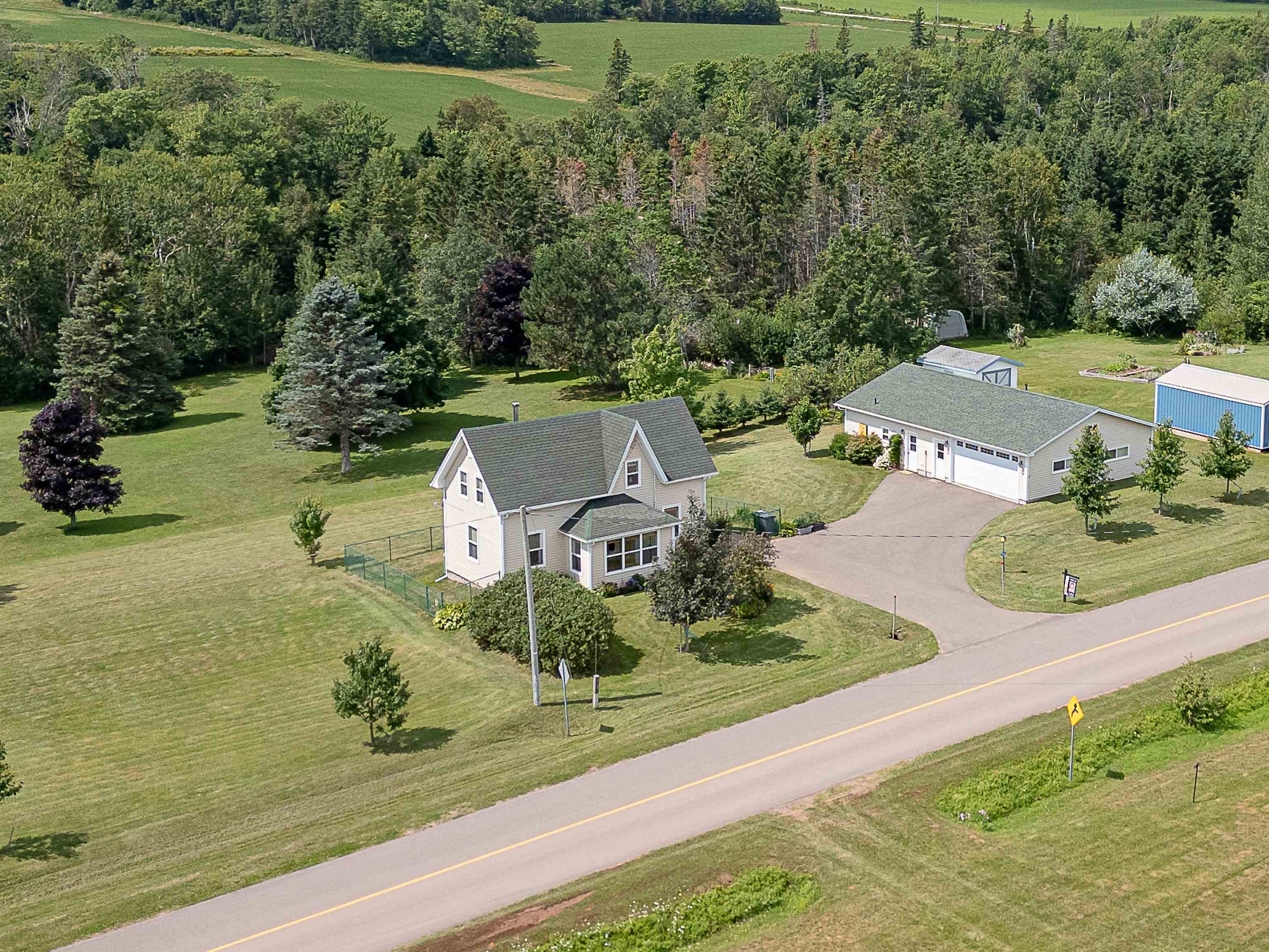 Photo de la propriété:  1006 Long River Rd-Rte 262  PE C0B 1M0 