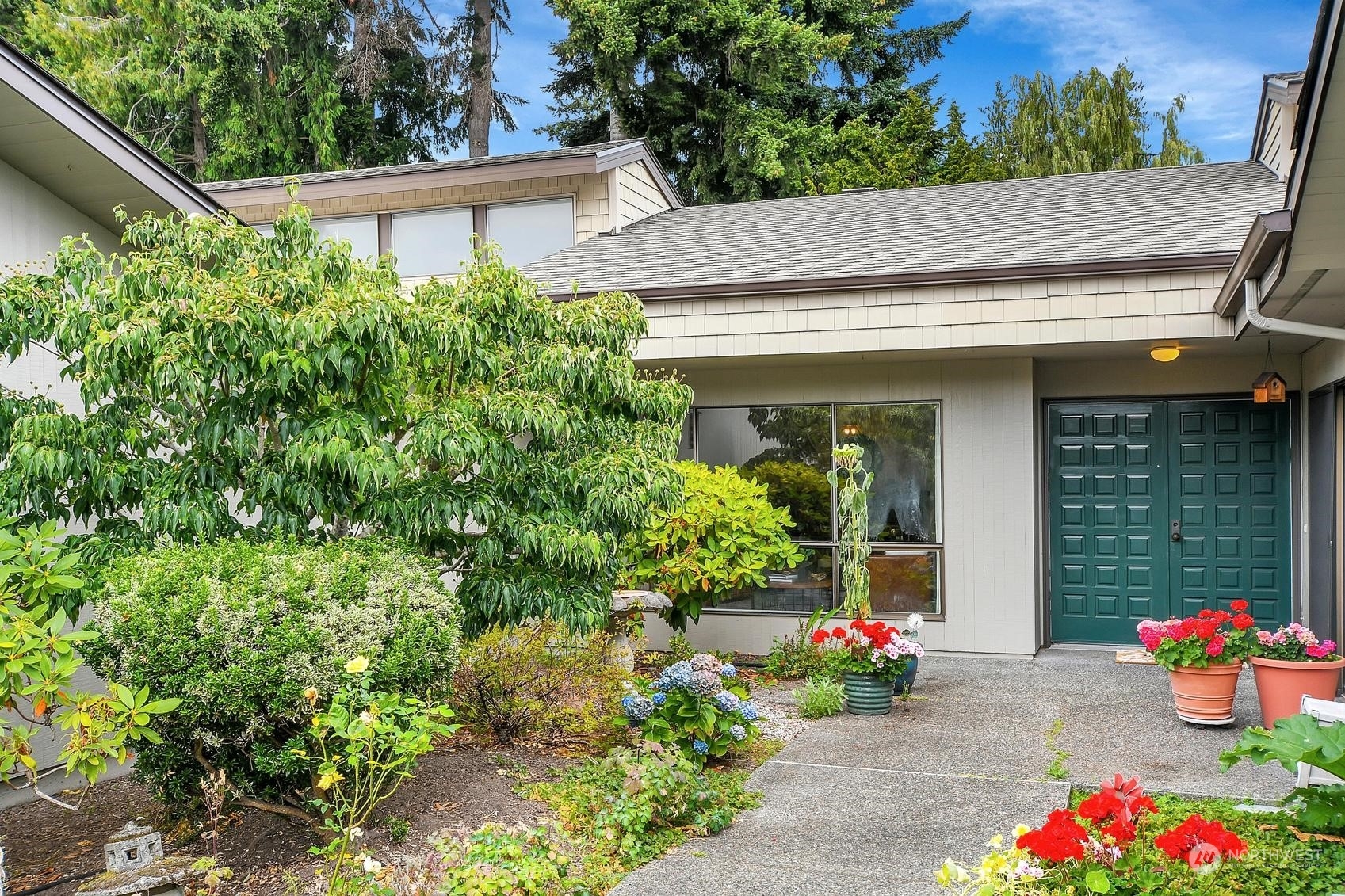 Property Photo:  1820 NW 195th Street A9  WA 98177 