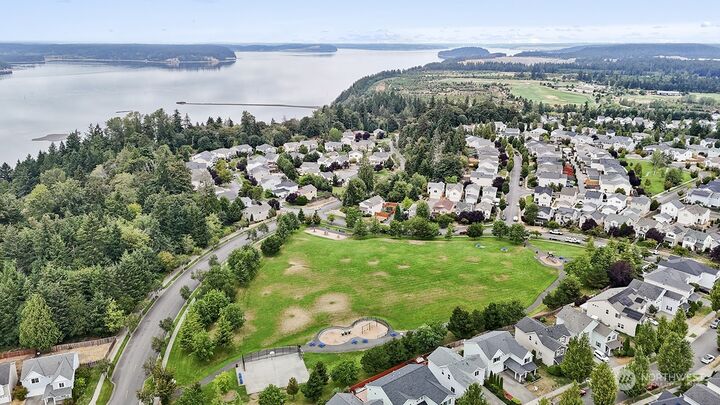 Property Photo:  1560  Sinclair Drive  WA 98327 