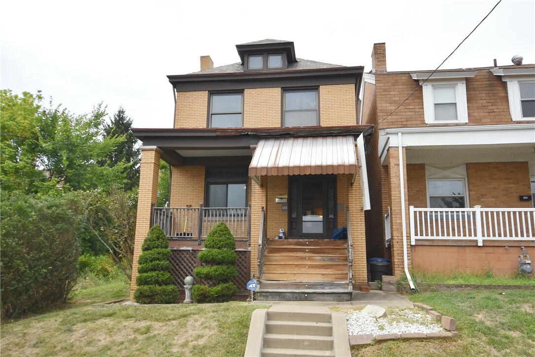 Property Photo:  122 Santron Ave  PA 15210 