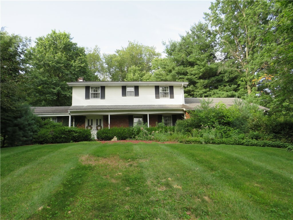 Property Photo:  741 Enterprise Rd  PA 16127 