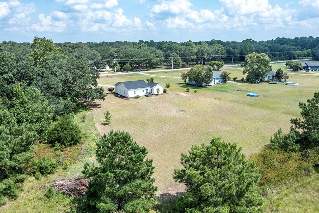 Property Photo:  788 S Middle Road S  GA 31763 