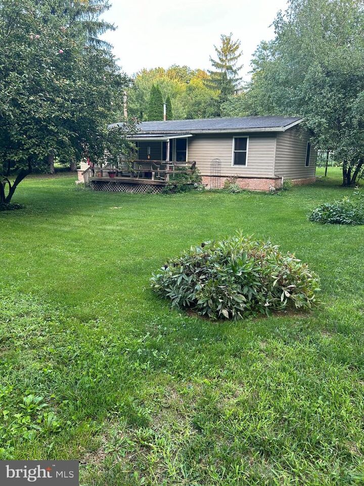 5894 White Church Road  Shippensburg PA 17257 photo