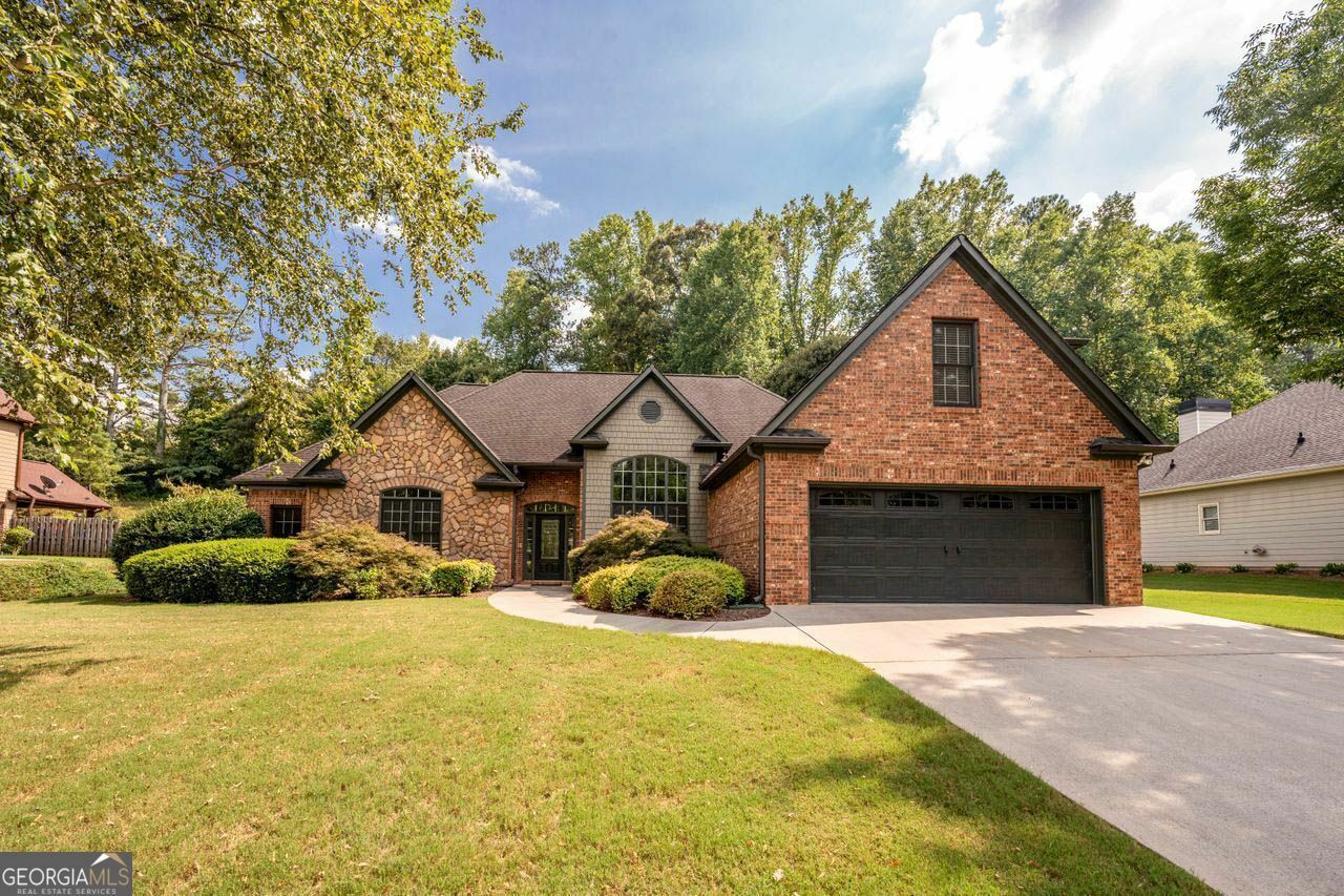 Property Photo:  305 Mogie Lane  GA 30102 