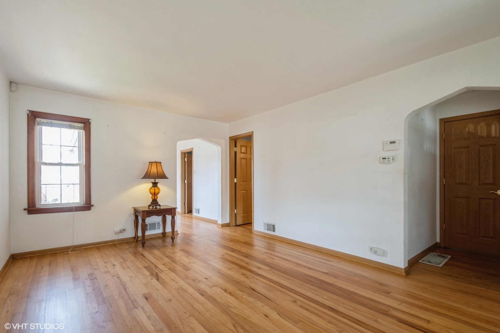 Property Photo:  3322 N Plainfield Avenue  IL 60634 