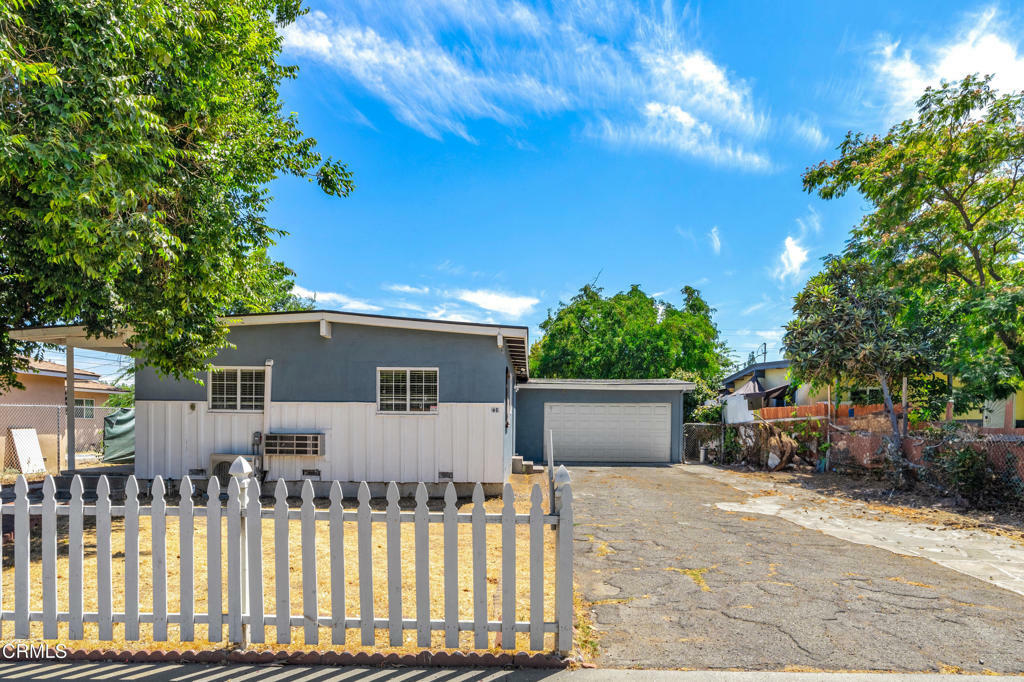 Property Photo:  231 E South Street  CA 92376 