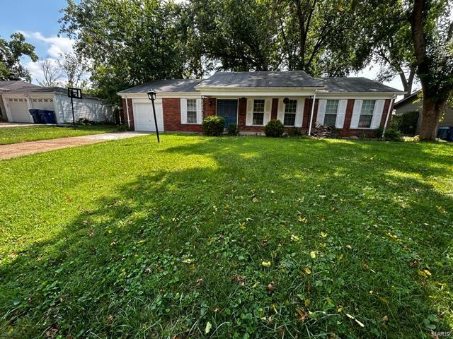 Property Photo: 12526 Larkwood Drive MO 63146