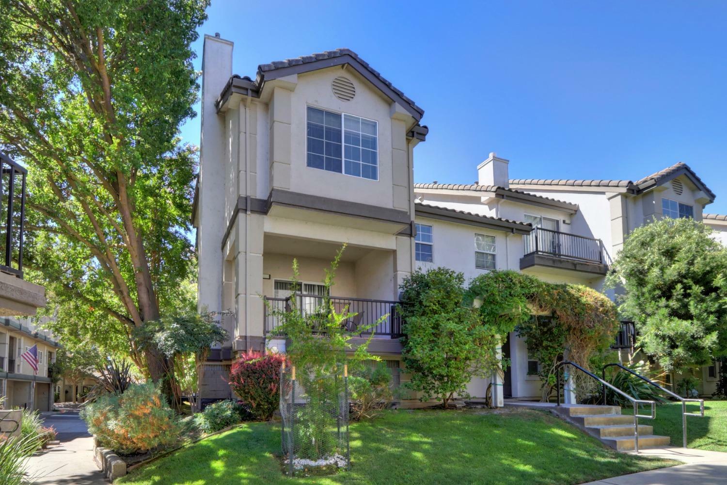 Property Photo:  7772 Park River Oak Circle  CA 95831 