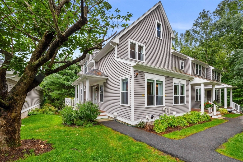 Property Photo: 67 Villagewood Dr 67 MA 01803