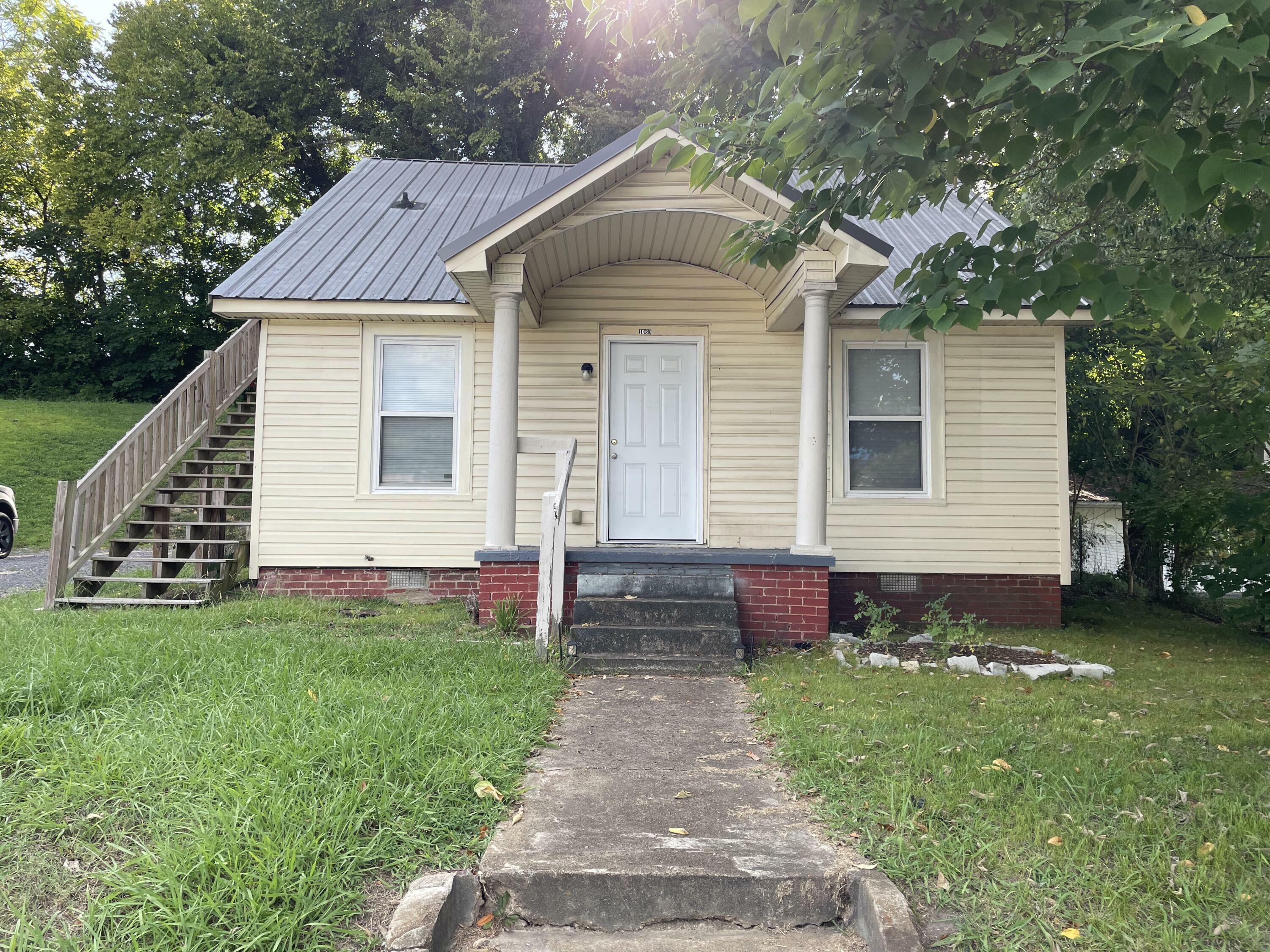 Property Photo:  1060 Wildwood Avenue SE  TN 37311 