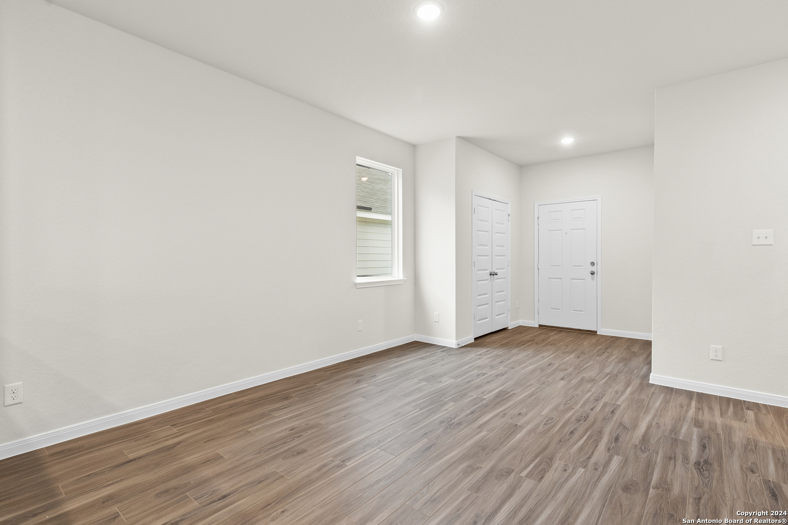 Property Photo: 15019 Homing Meadow TX 78253