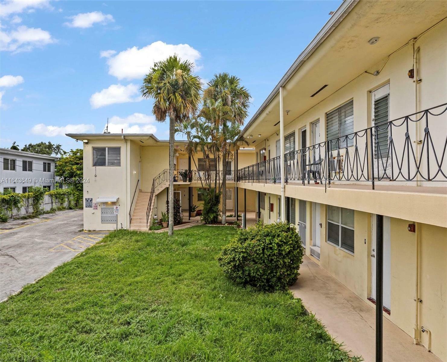 Property Photo:  71 NW 76th St 7  FL 33150 