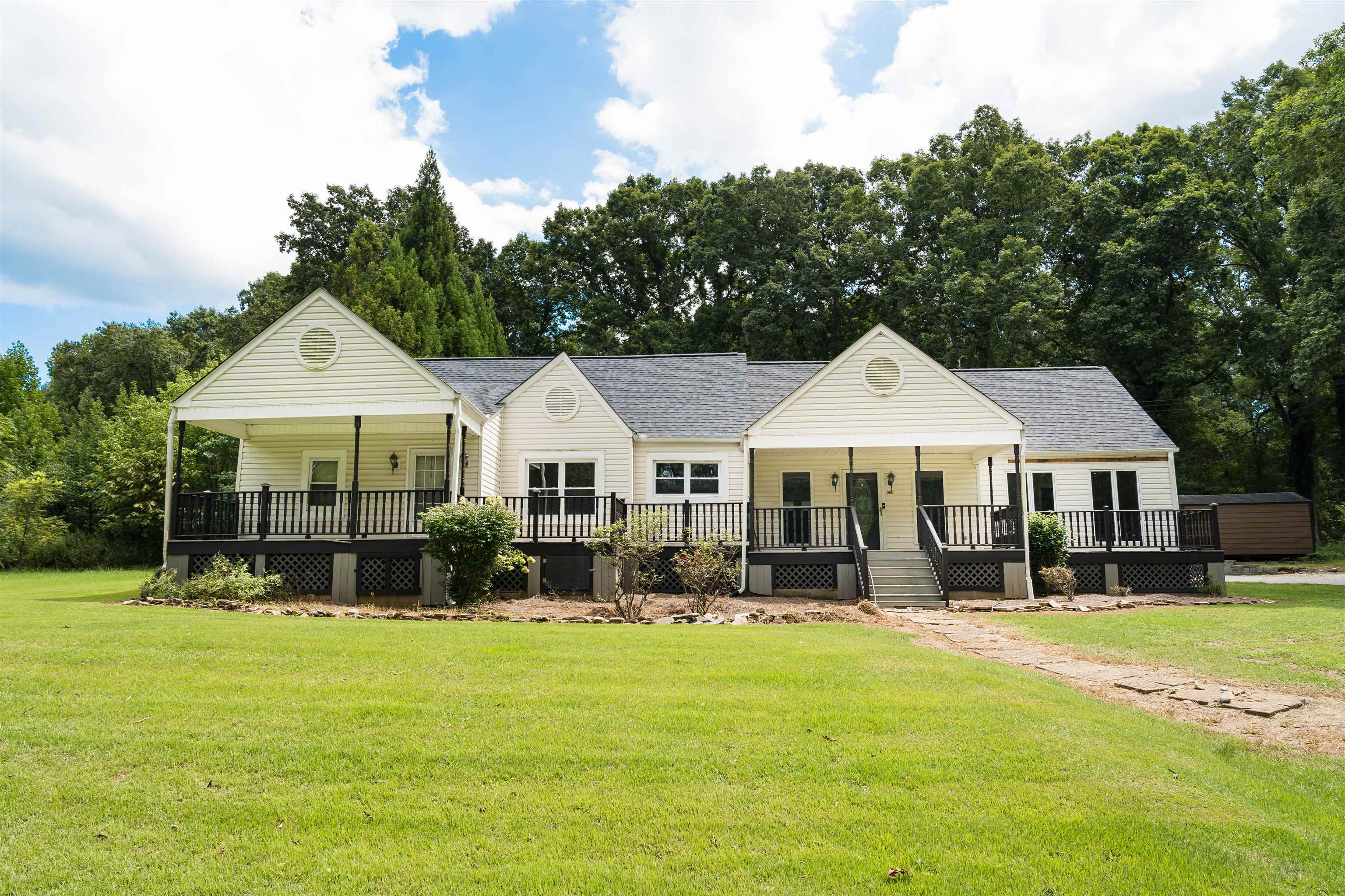 Property Photo:  360 Dogwood Club Road  SC 29302 