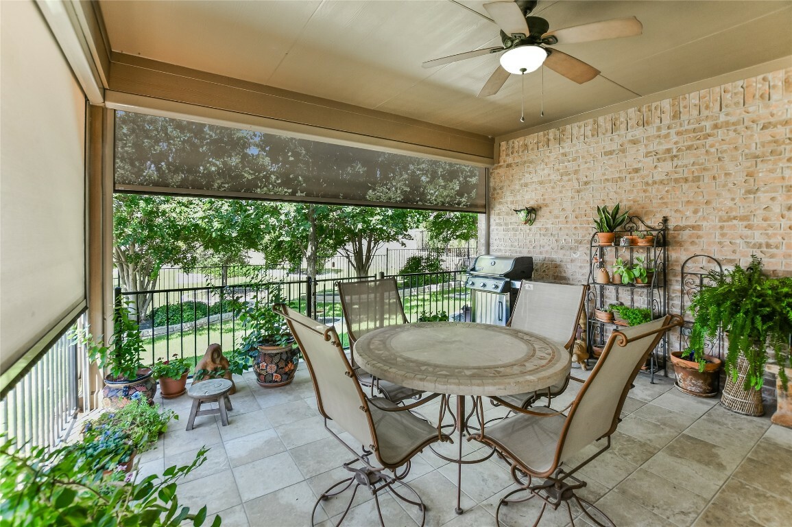 Property Photo:  204 Harvey Point Lane  TX 78633 