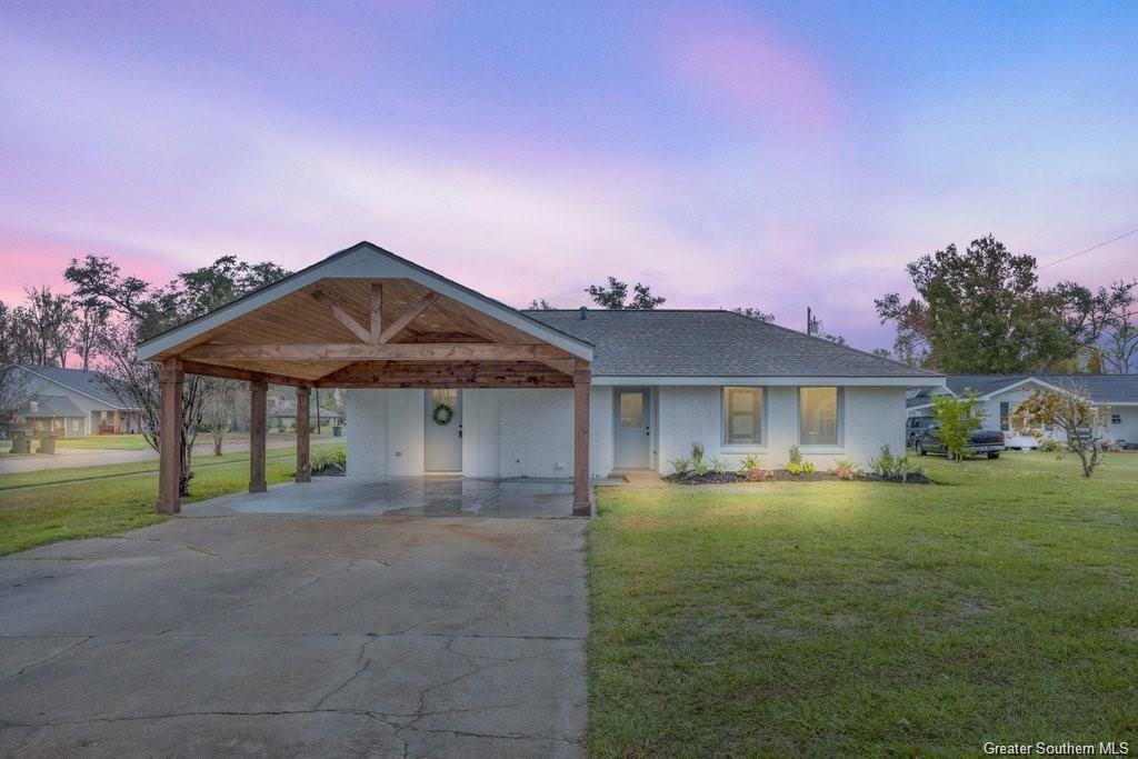 616 W Claude Street  Lake Charles LA 70605 photo