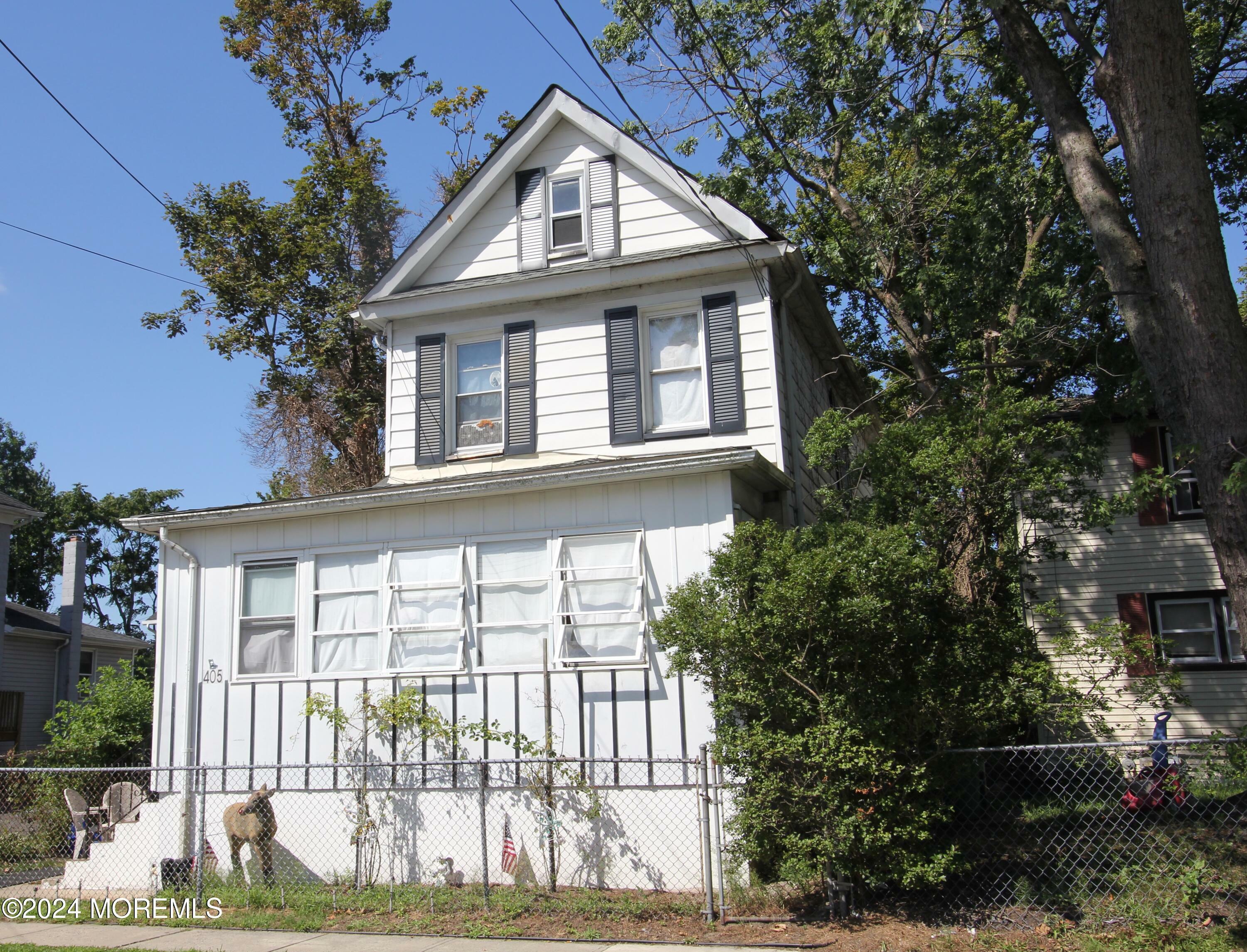 Property Photo:  405 Myrtle Avenue  NJ 07753 