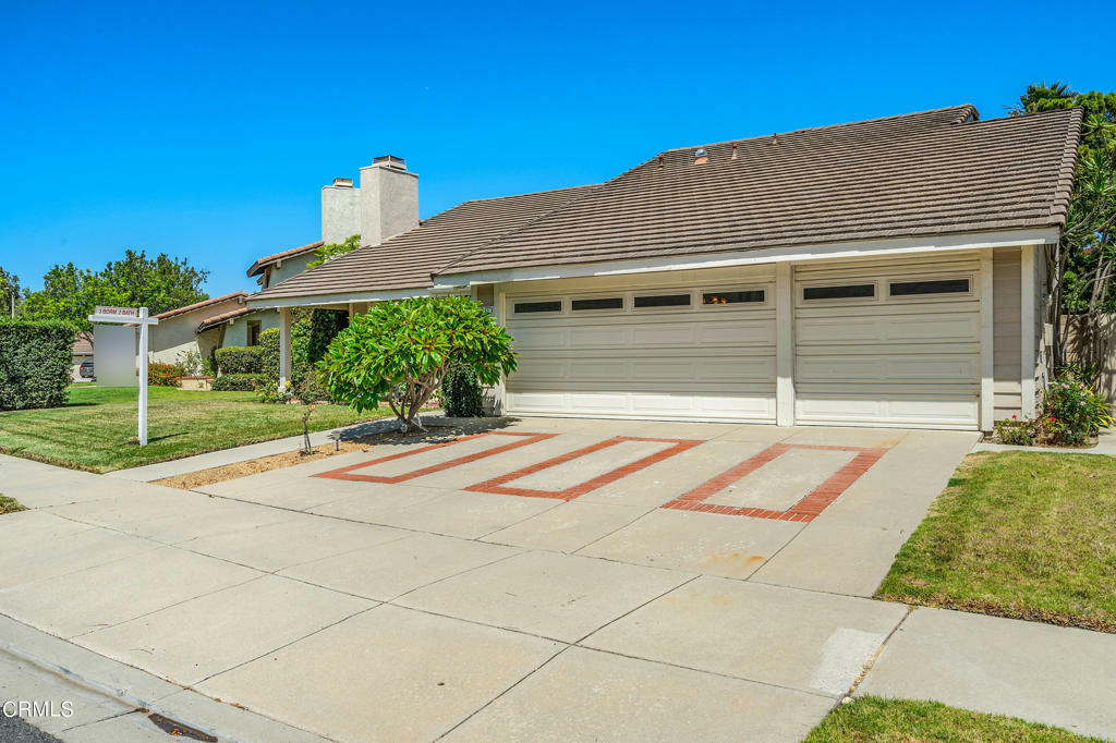 Property Photo:  2111 Cold Stream Court  CA 93036 