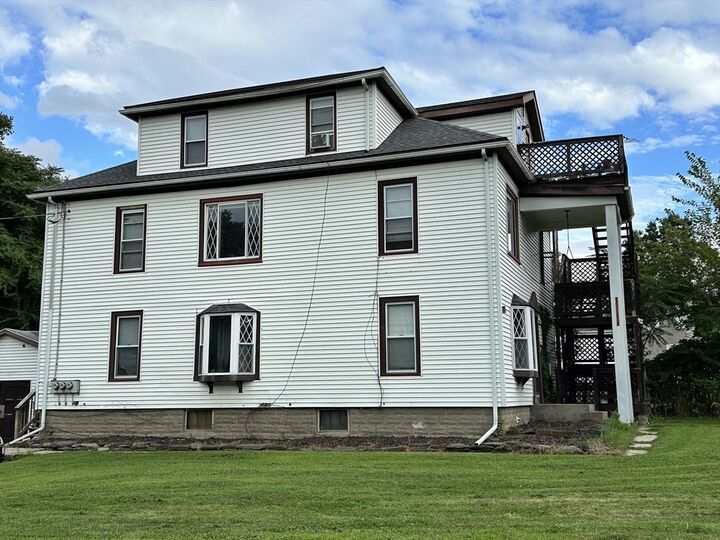 Property Photo:  1 Daviau Dr  MA 01020 