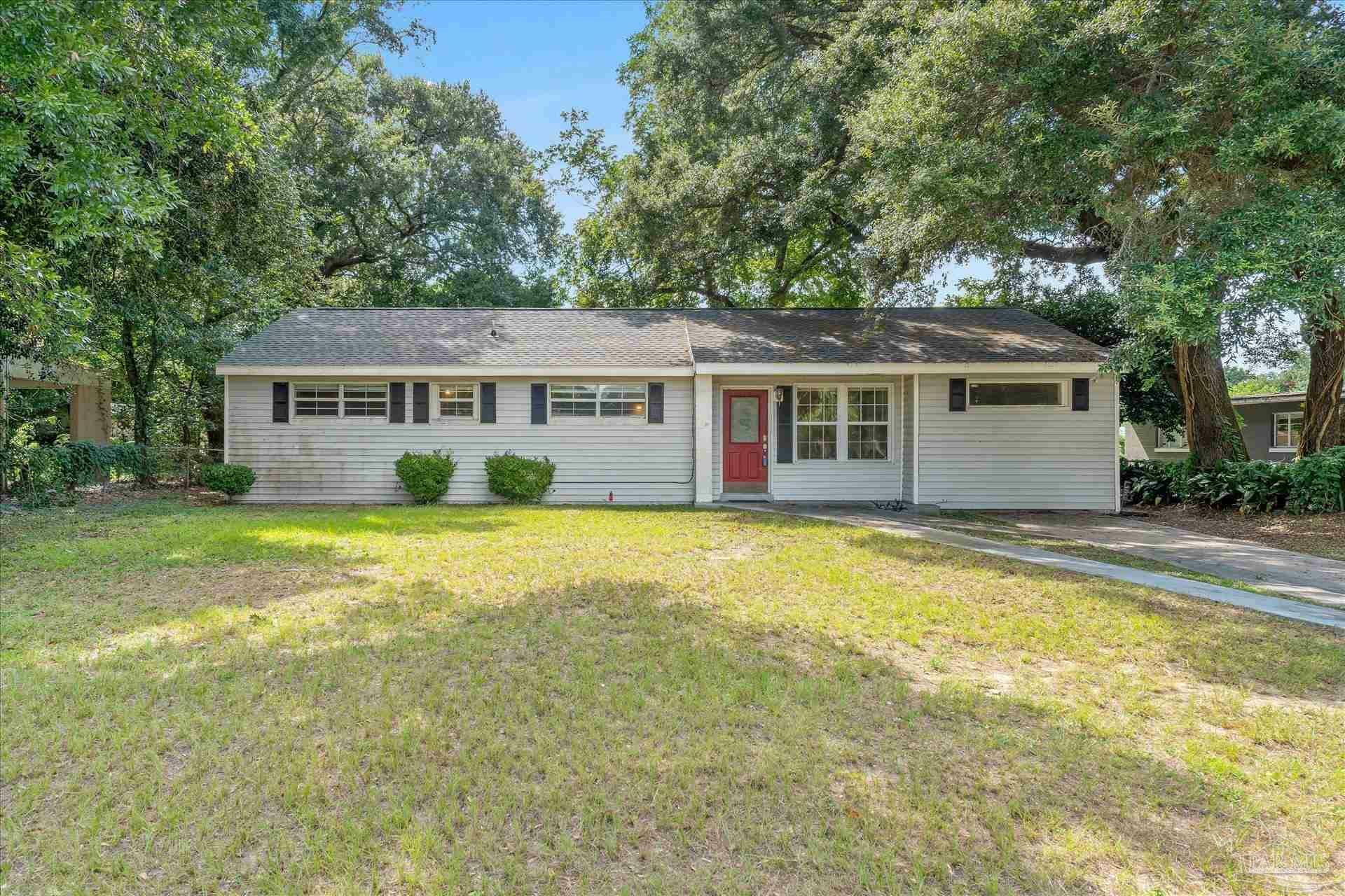 Property Photo:  217 Ruby Ave  FL 32505 