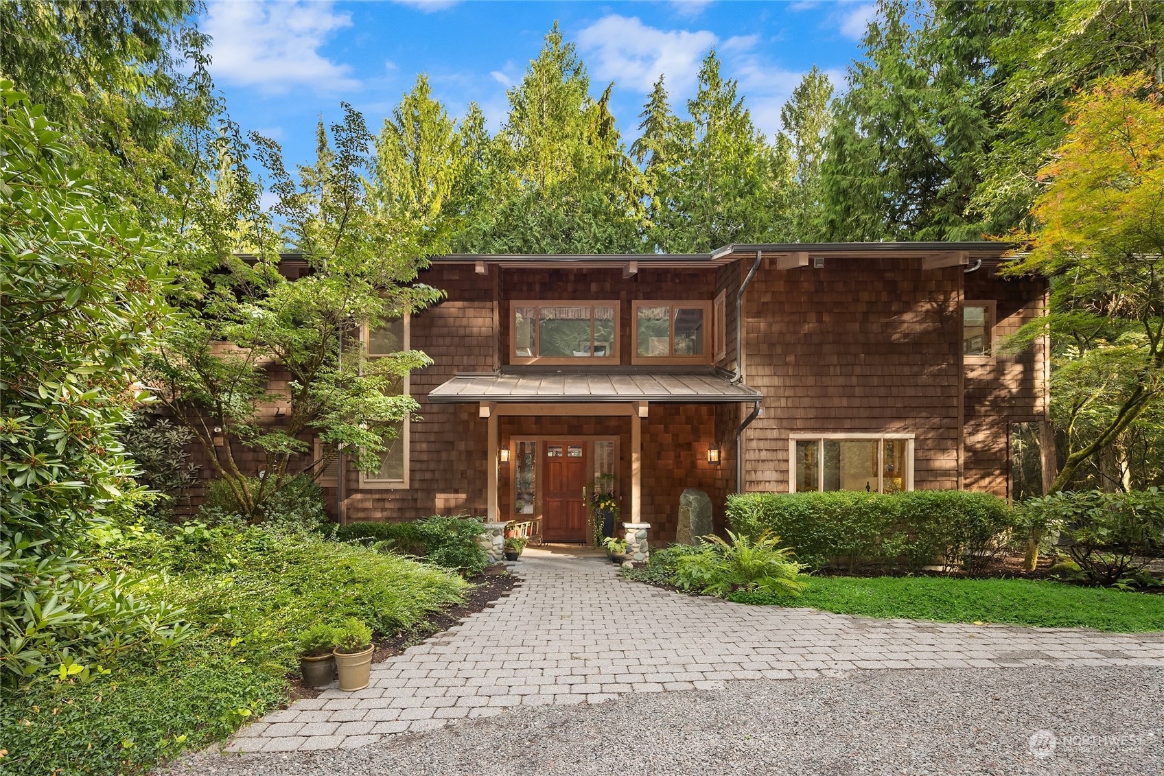 Property Photo:  7650 Westerly Lane NE  WA 98110 