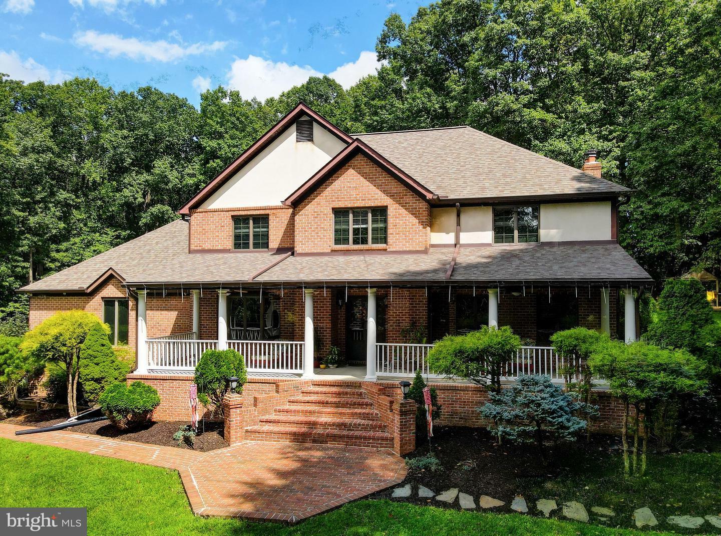 Property Photo:  2021 Oakmont Road  MD 21047 