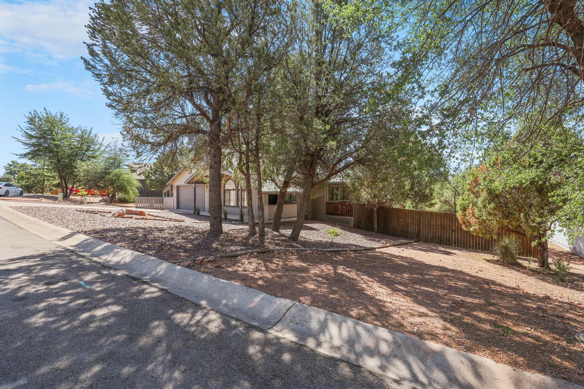 Property Photo:  805 W Overland Road  AZ 85541 