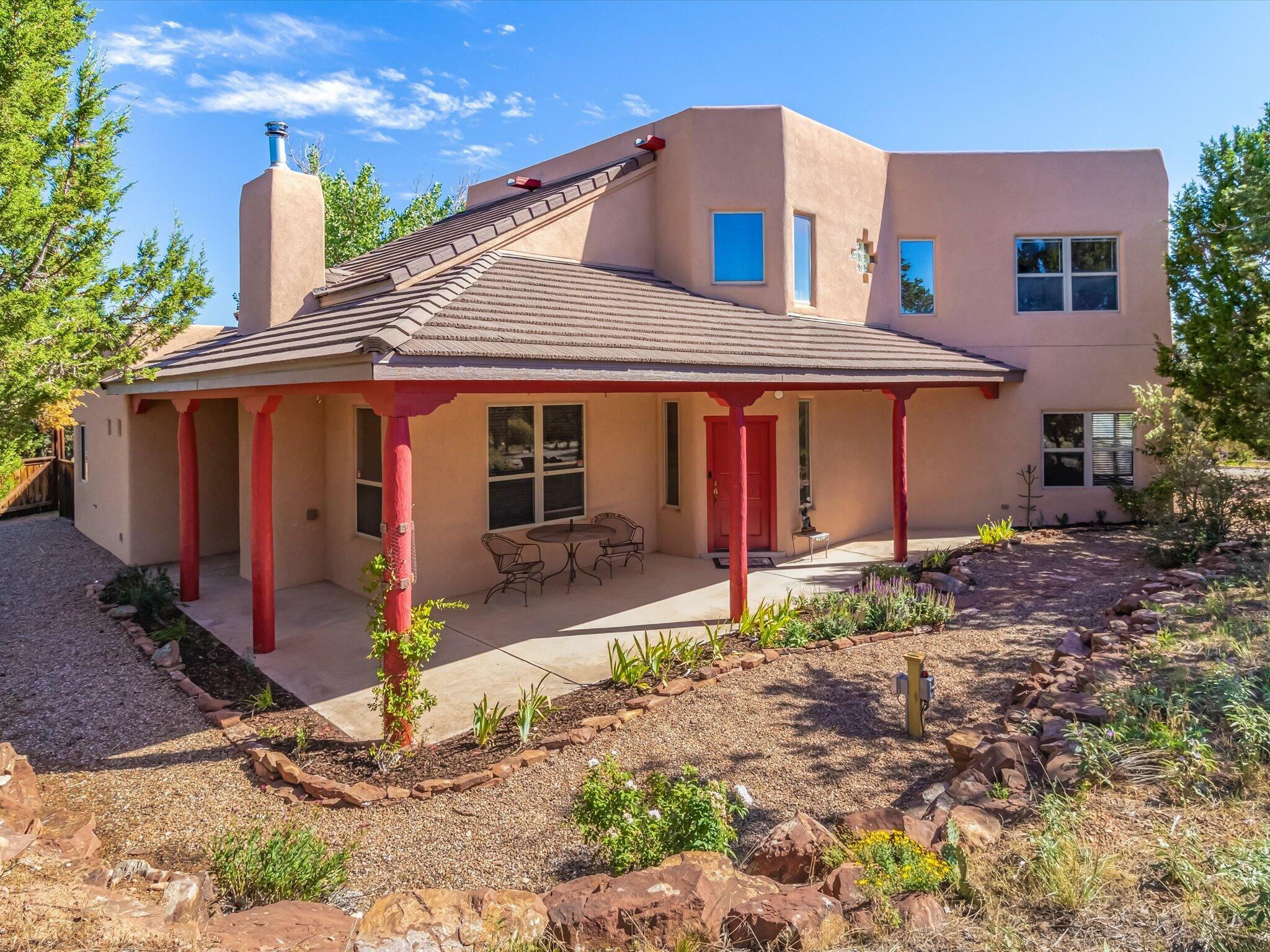 Property Photo:  66 Kiva Place  NM 87047 