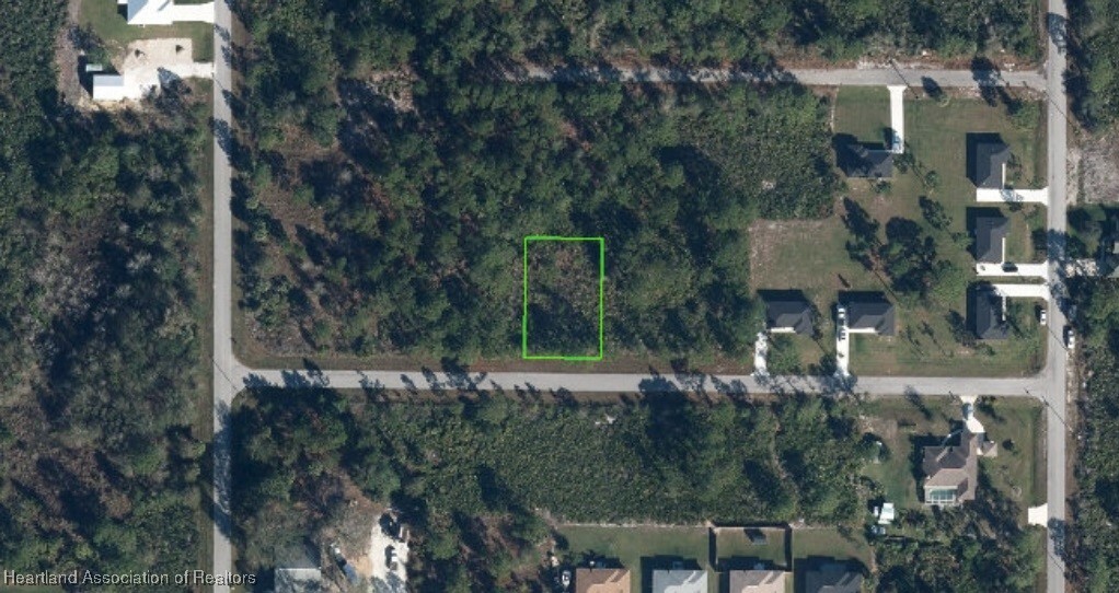 Property Photo:  541 Embracer Street NW  FL 33852 