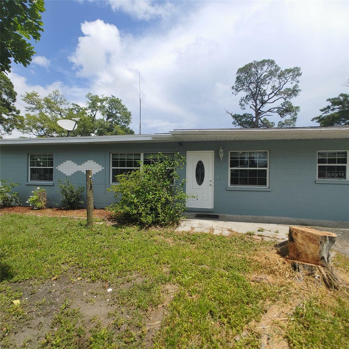 Property Photo:  6033 9th Street Court E  FL 34203 